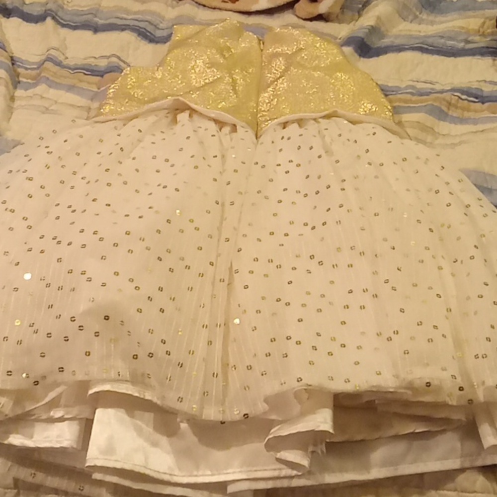 Dress - Picture 4 of 4